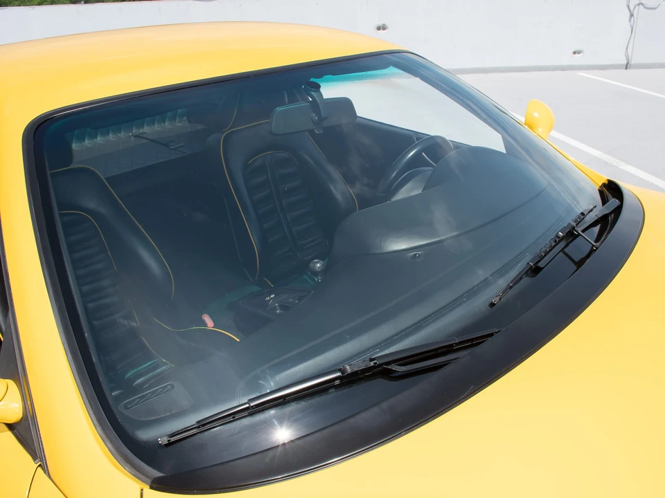 1999 Ferrari 550 Maranello - Image 28 of 31