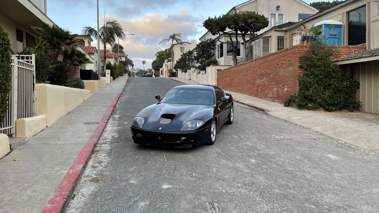 1999 Ferrari 550 Maranello - Image 2 of 31