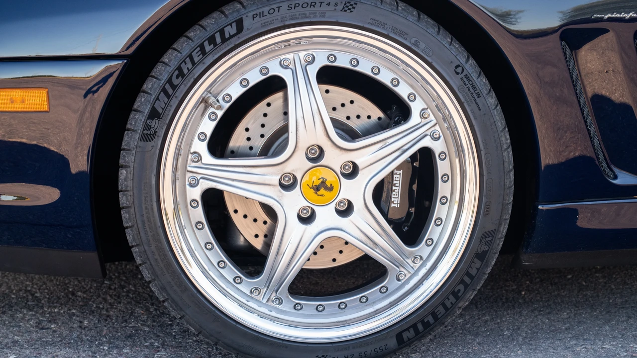 1999 Ferrari 550 Maranello - Image 22 of 31