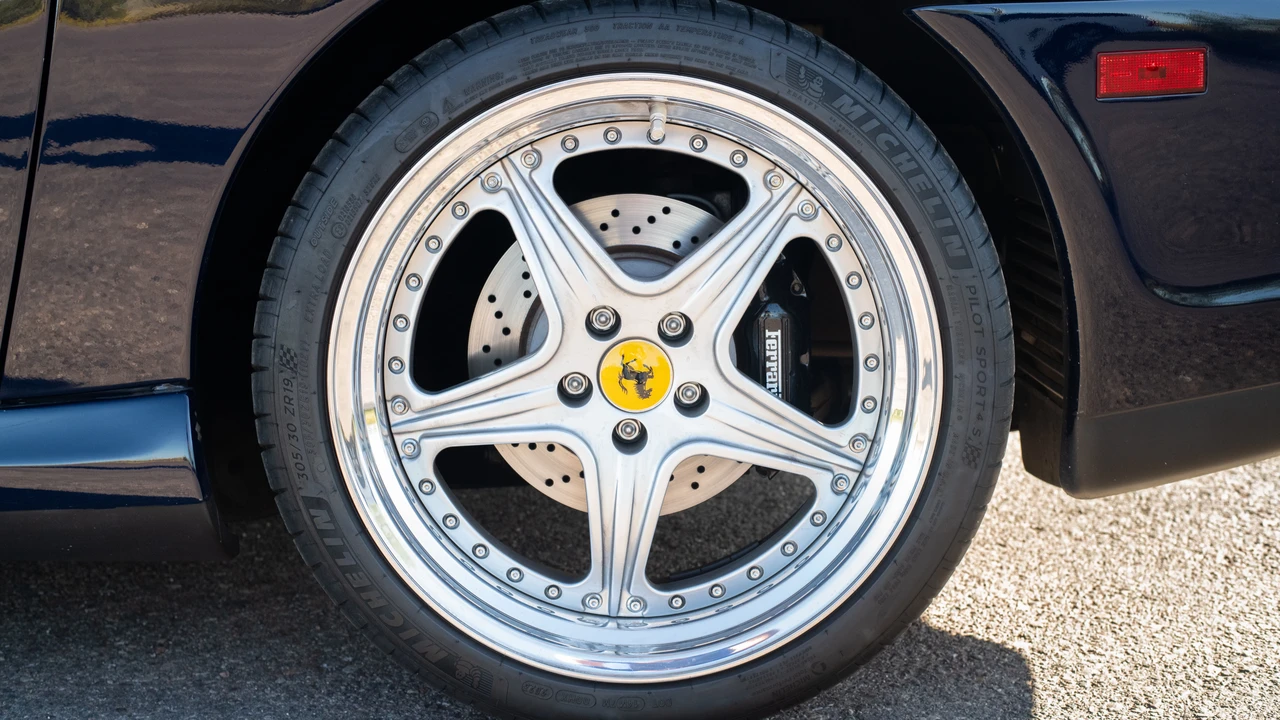 1999 Ferrari 550 Maranello - Image 23 of 31