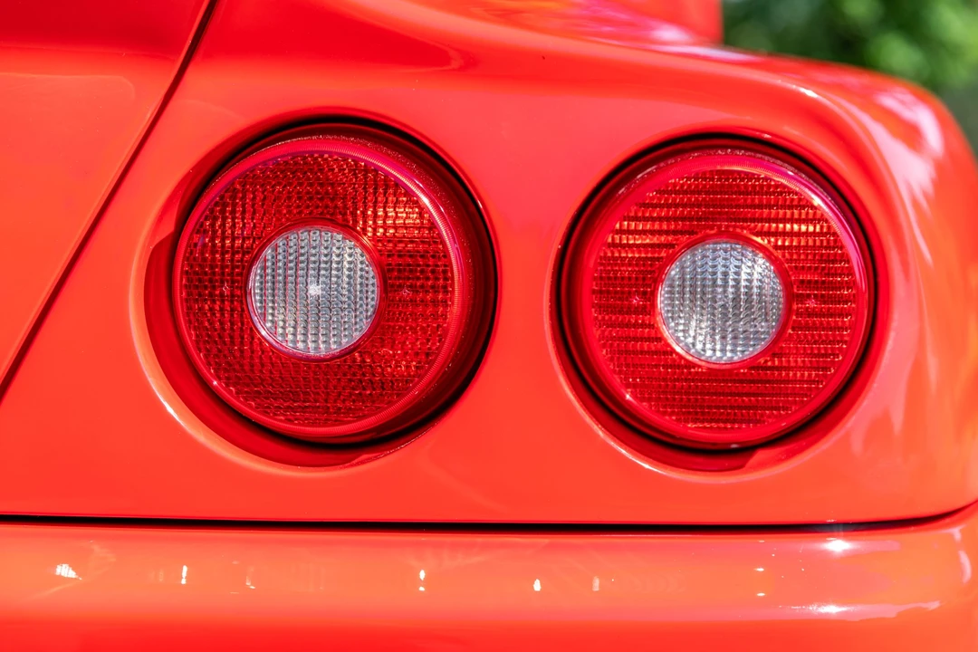1999 Ferrari 550 Maranello - Image 24 of 31