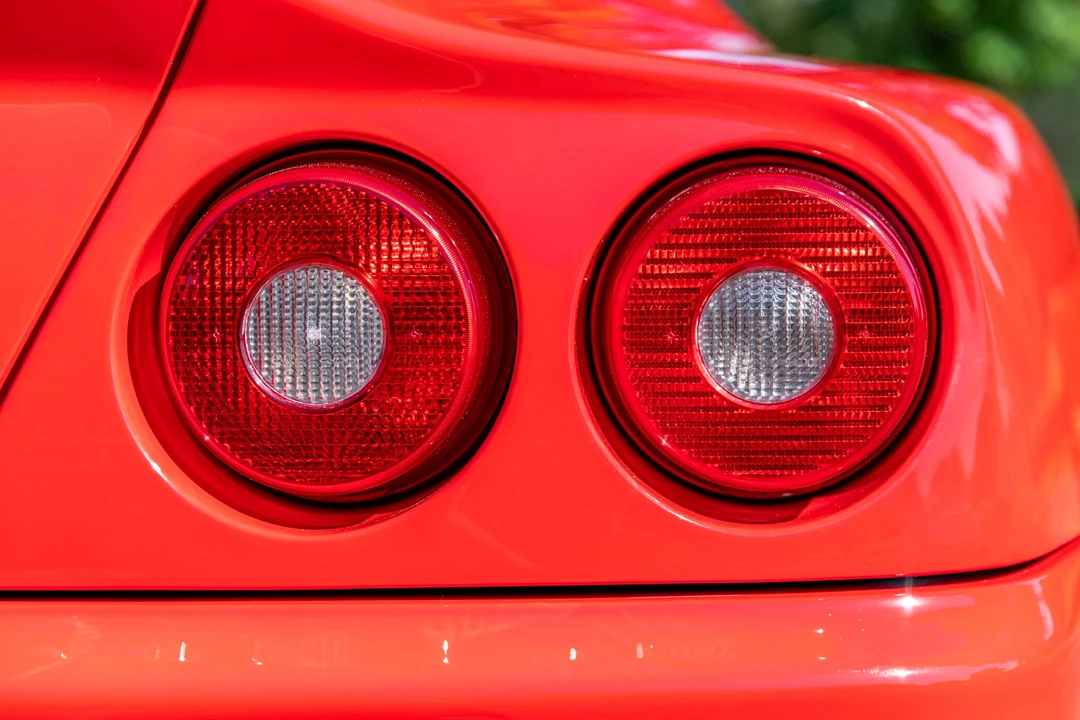 1999 Ferrari 550 Maranello - Image 23 of 31