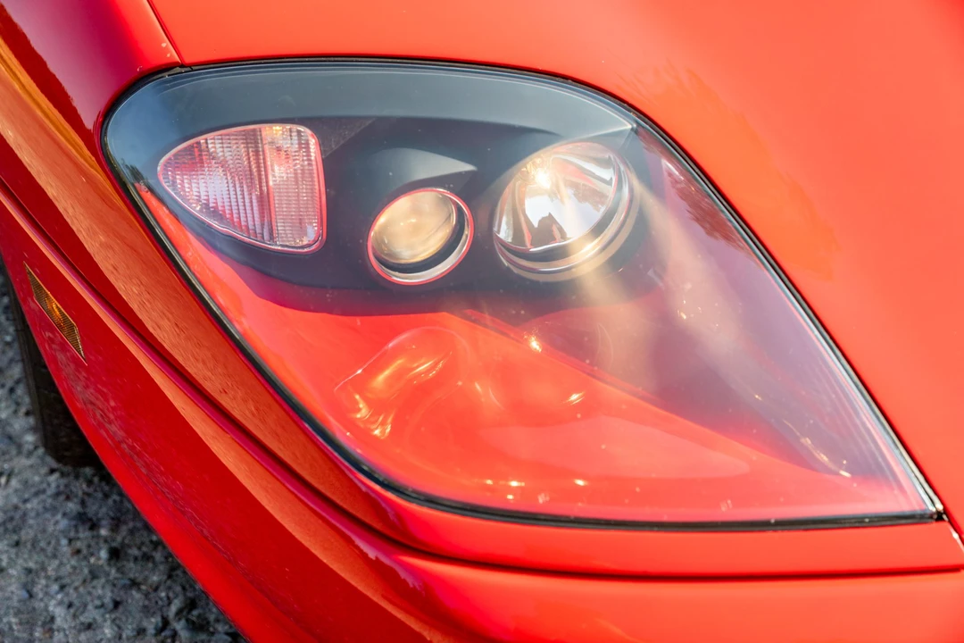 1999 Ferrari 550 Maranello - Image 18 of 31
