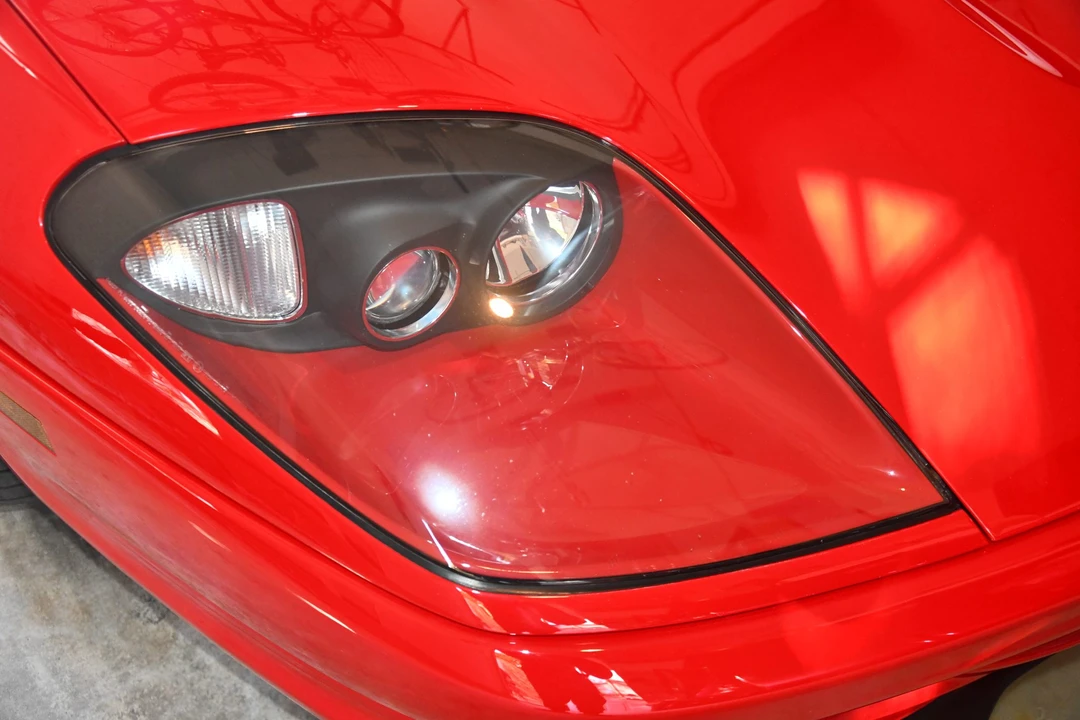 1999 Ferrari 550 Maranello - Image 23 of 31