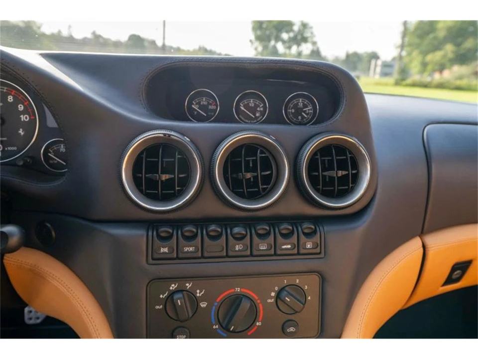 1999 Ferrari 550 Maranello - Image 25 of 31