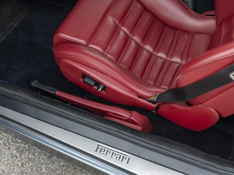 1999 Ferrari 550 Maranello - Image 18 of 31
