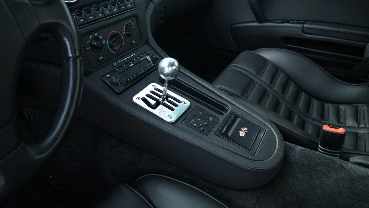 1999 Ferrari 550 Maranello - Image 9 of 31