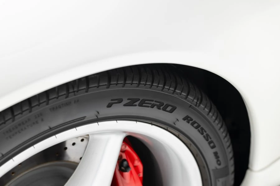 1999 Ferrari 550 Maranello - Image 25 of 31