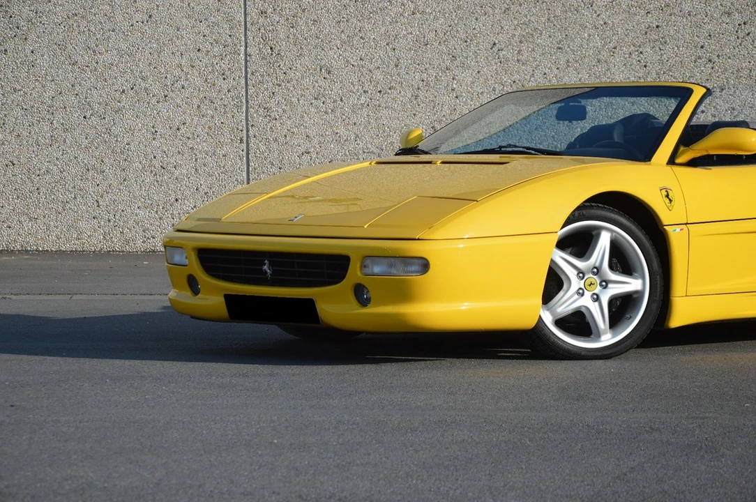1999 Ferrari F355 Spider - Image 25 of 30