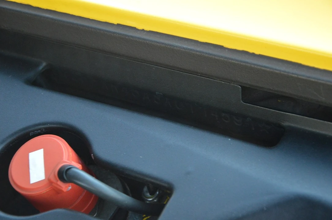 1999 Ferrari F355 Spider - Image 20 of 30