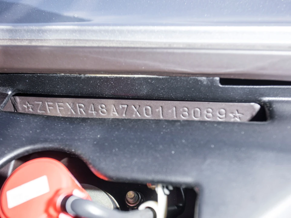 1999 Ferrari F355 Spider - Image 17 of 31