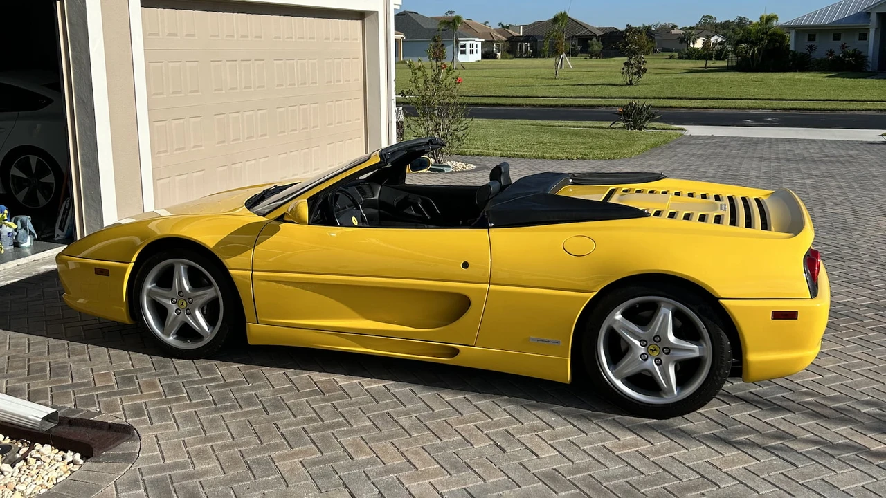 1999 Ferrari F355 Spider - Image 2 of 10