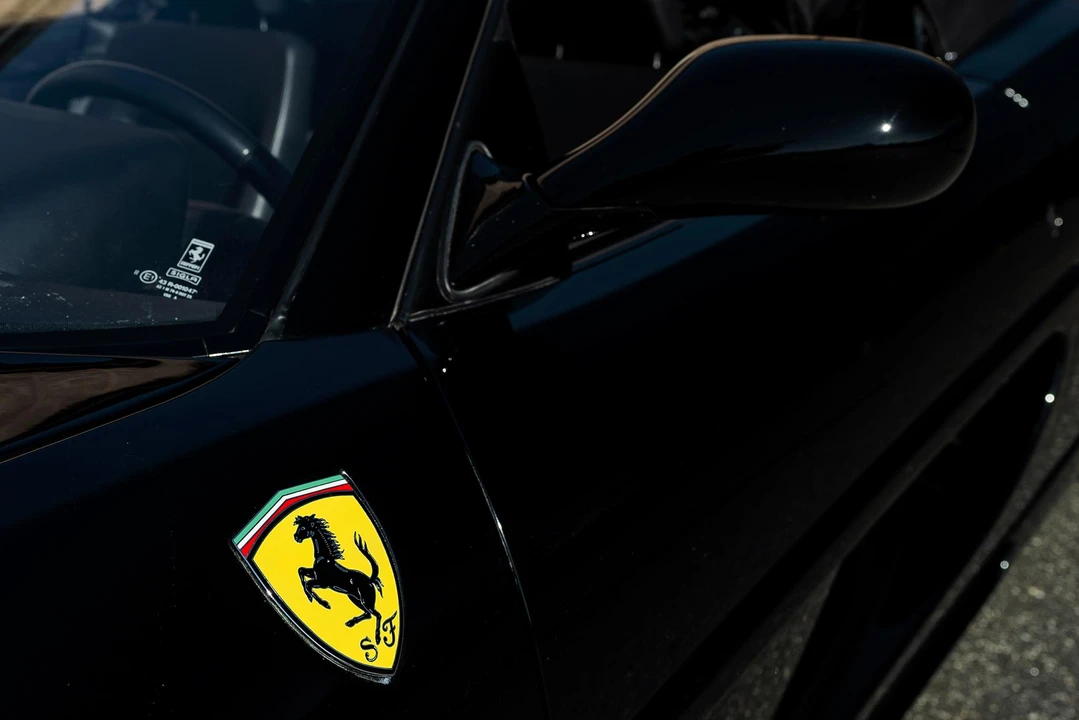 1999 Ferrari F355 Spider - Image 25 of 31