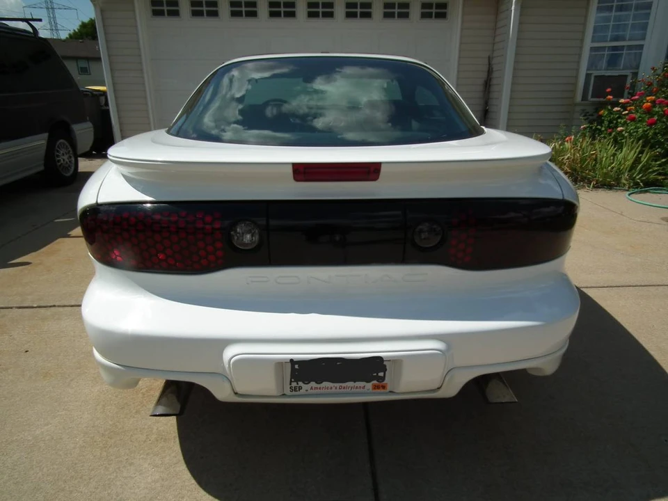 1999 Pontiac Firebird 4th Gen - Image 4 of 9