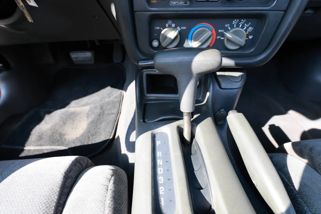 1999 Pontiac Firebird 4th Gen - Image 22 of 24