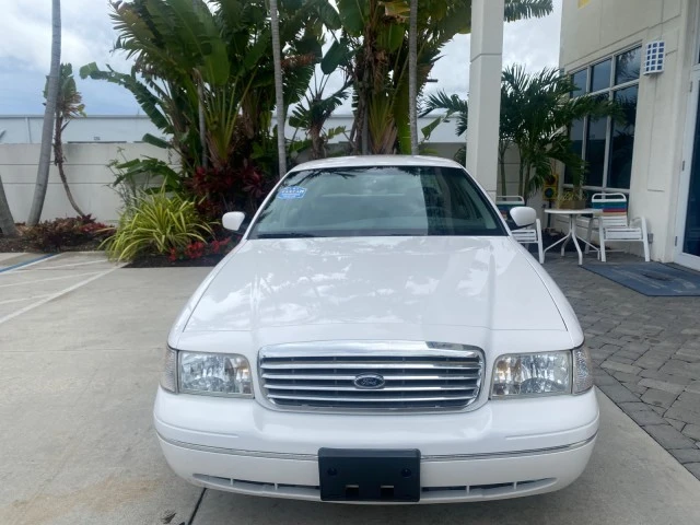 1999 Ford Crown Victoria - Image 3 of 21