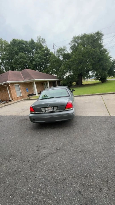 1999 Ford Crown Victoria - Image 3 of 8