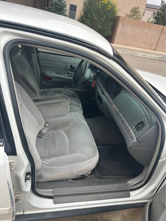 1999 Ford Crown Victoria - Image 3 of 4