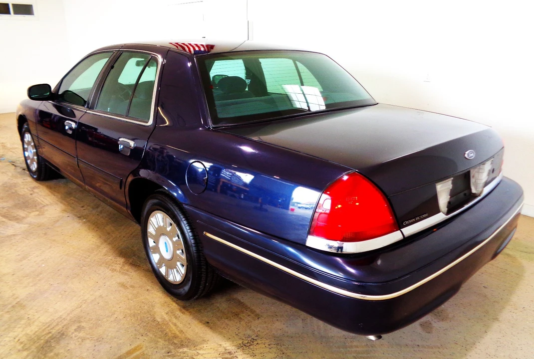 1999 Ford Crown Victoria - Image 4 of 21
