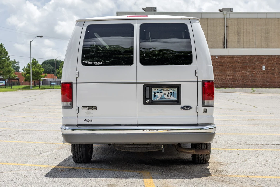 1999 Ford Econoline Van - Image 6 of 31