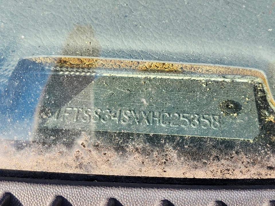 1999 Ford Super Duty 1st Gen - Image 16 of 22