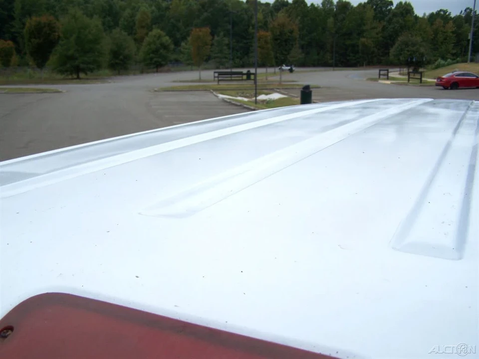 1999 Ford Econoline Van - Image 16 of 21