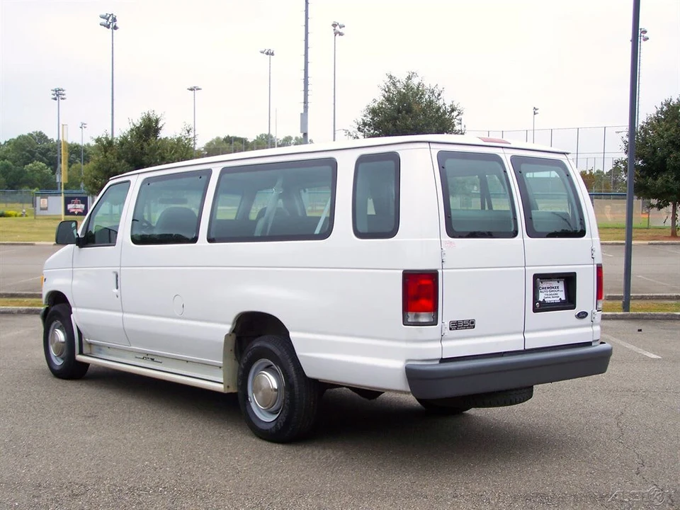 1999 Ford Econoline Van - Image 4 of 21