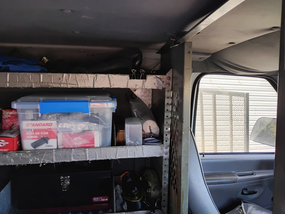 1999 Ford Econoline Van - Image 5 of 8