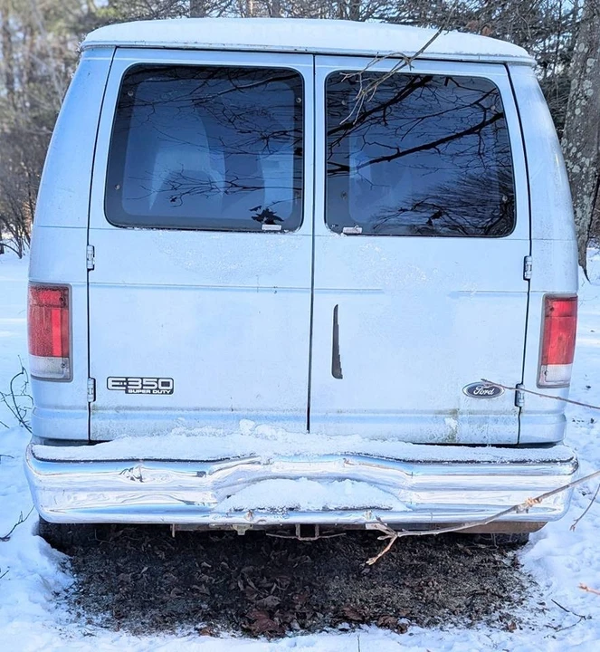 1999 Ford Econoline Van - Image 4 of 7