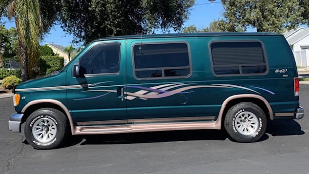 1999 Ford Econoline Van - Image 2 of 16
