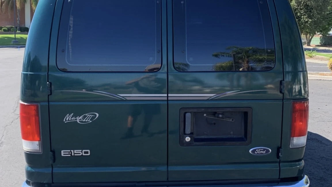 1999 Ford Econoline Van - Image 13 of 16