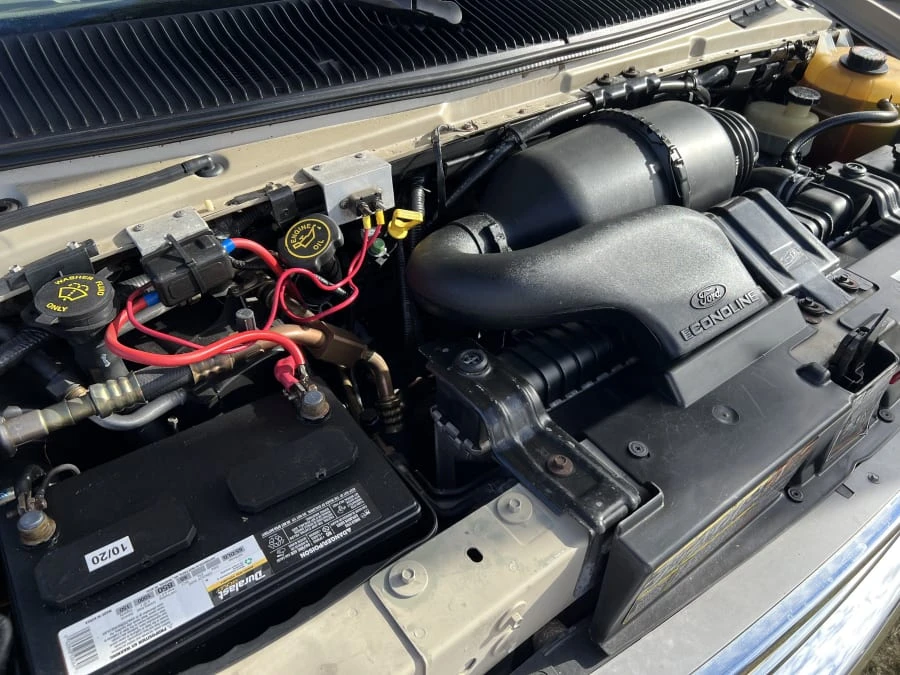 1999 Ford Econoline Van - Image 11 of 12