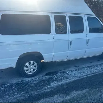 1999 Ford E250 Super Duty Cargo Van 3D