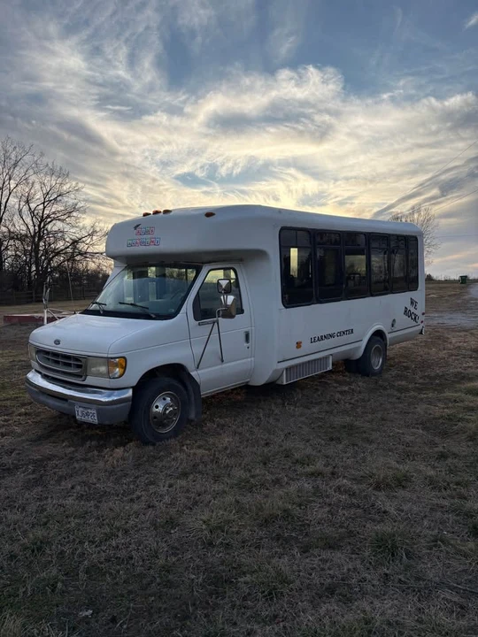 1999 Ford Econoline Van - Image 3 of 7