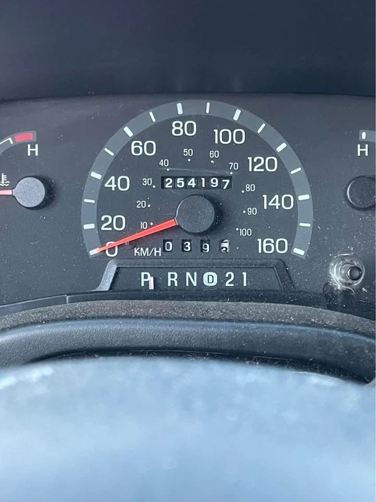 1999 Ford Super Duty 1st Gen - Image 2 of 4