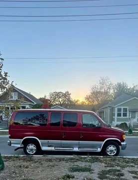 1999 Ford E350 Super Duty Passenger