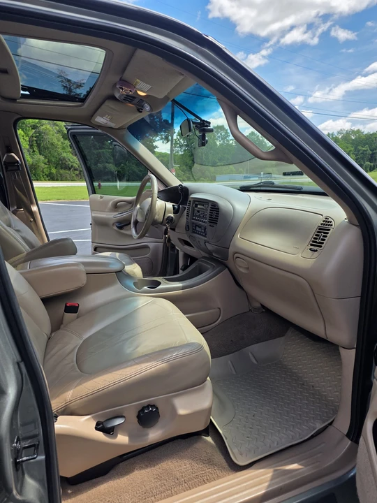 1999 Ford Expedition 1st Gen - Image 12 of 18