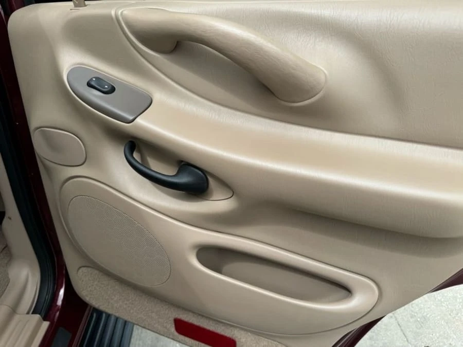 1999 Ford Expedition 1st Gen - Image 18 of 31