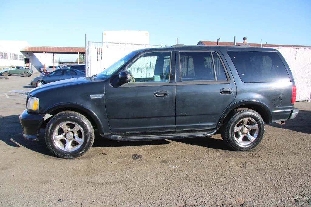 1999 Ford Expedition 1st Gen - Image 3 of 21