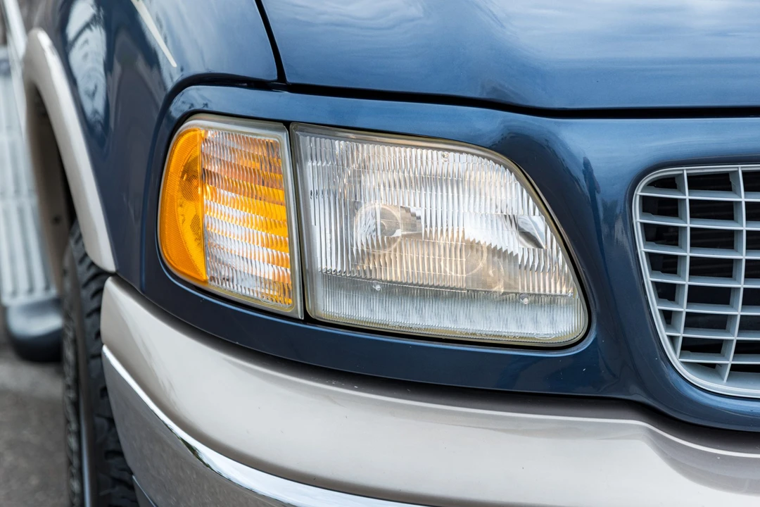 1999 Ford Expedition 1st Gen - Image 10 of 31
