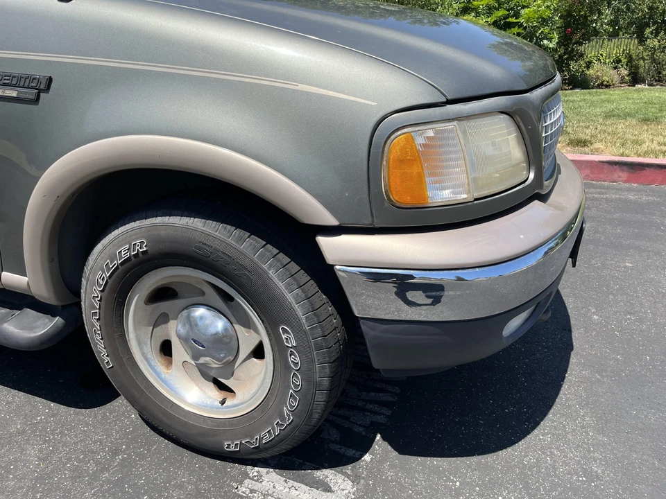 1999 Ford Expedition 1st Gen - Image 26 of 31