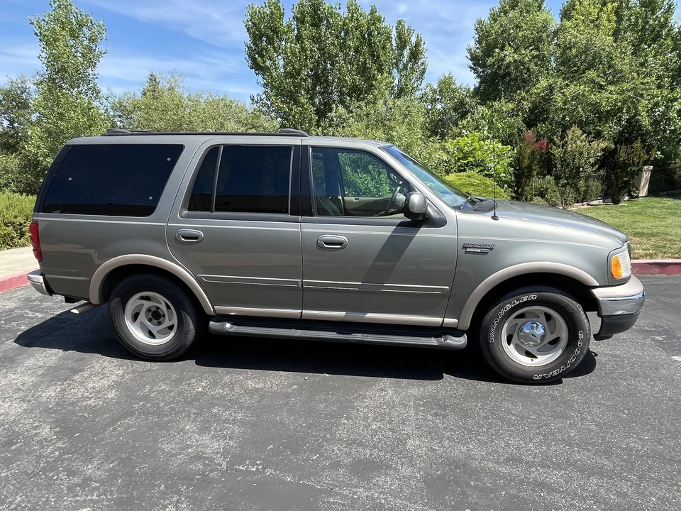 1999 Ford Expedition 1st Gen - Image 10 of 31