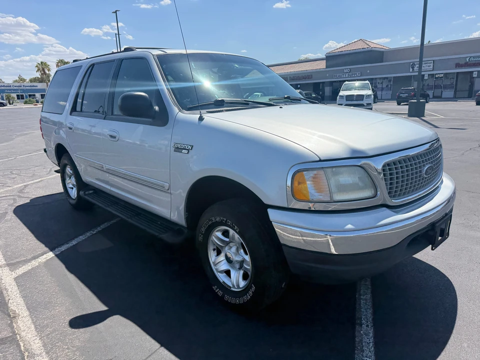 1999 Ford Expedition 1st Gen - Image 5 of 31