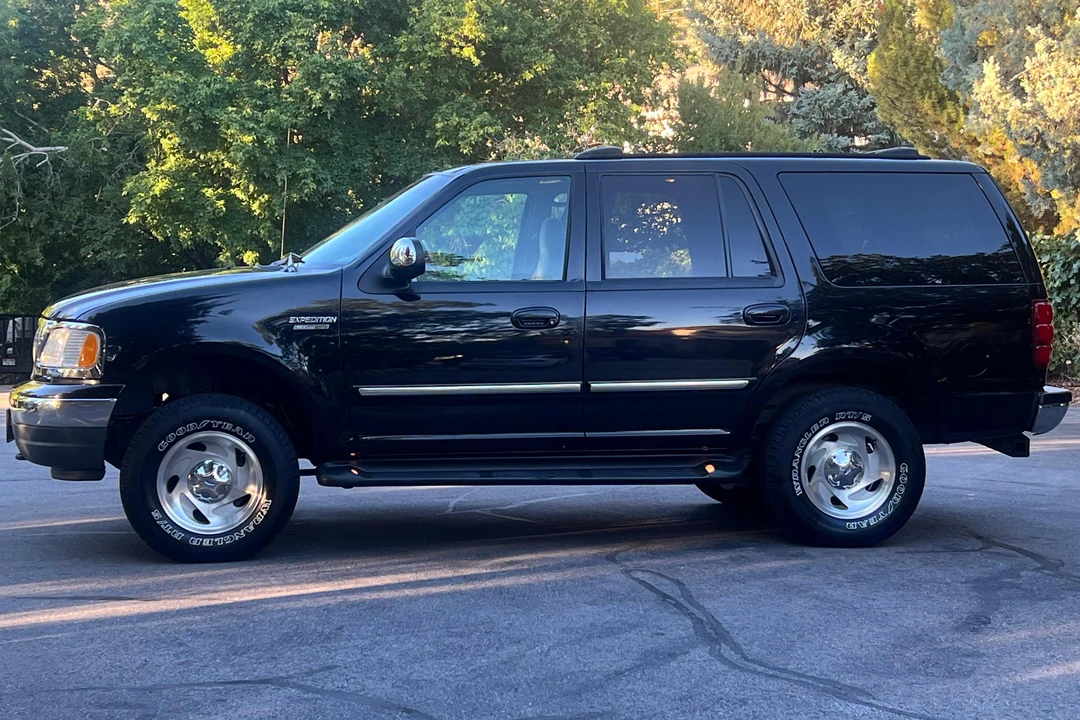 1999 Ford Expedition 1st Gen - Image 3 of 31