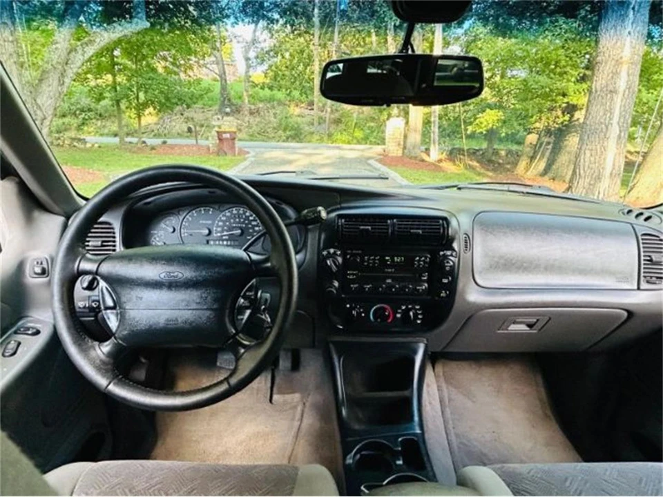 1999 Ford Explorer 2nd Gen - Image 10 of 21