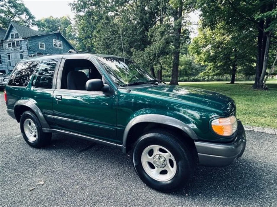 1999 Ford Explorer 2nd Gen - Image 2 of 21