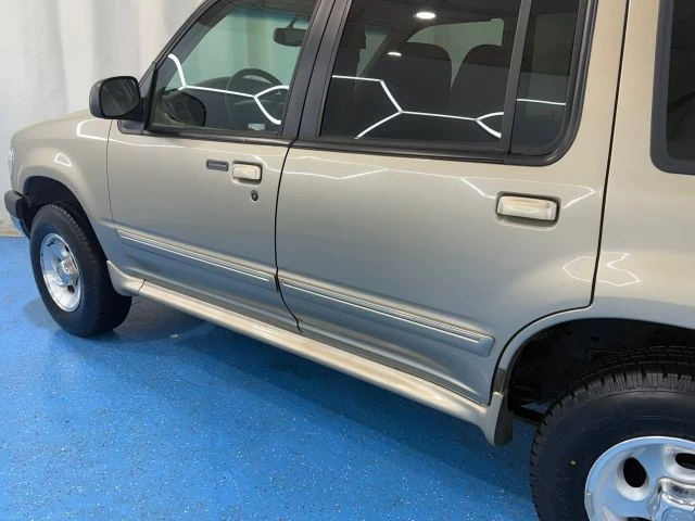 1999 Ford Explorer 2nd Gen - Image 15 of 21