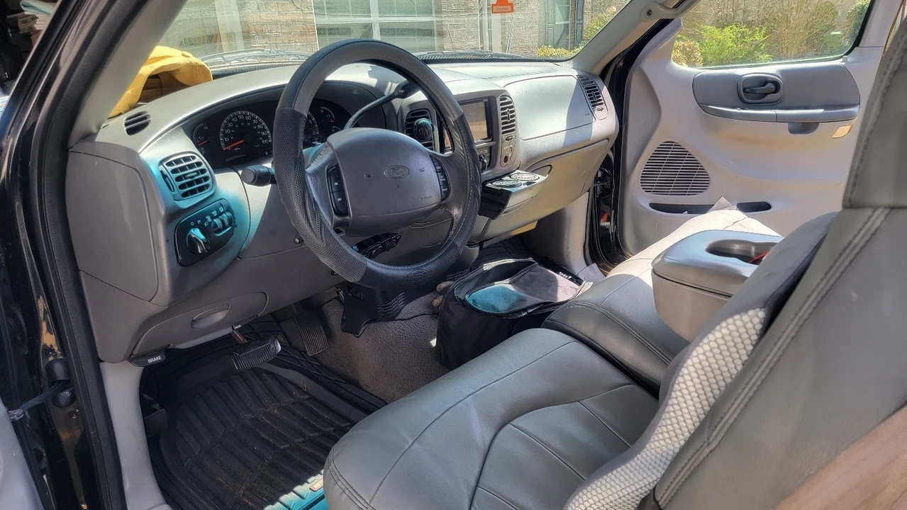 1999 Ford F-150 10th Gen - Image 6 of 11