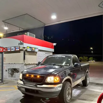 1999 Ford F-150 Lariat