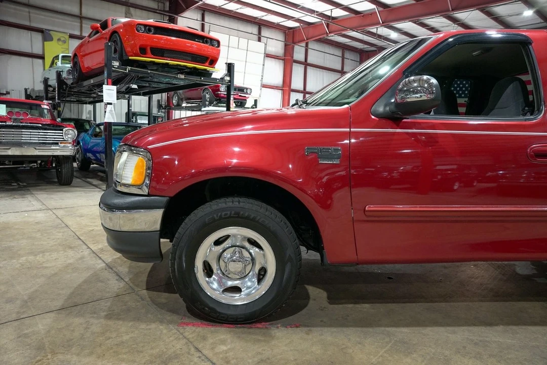 1999 Ford F-150 10th Gen - Image 3 of 31
